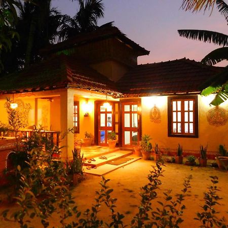 ホテル Gram Bangla Retreat コルカタ エクステリア 写真