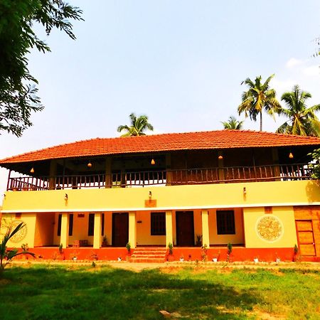 ホテル Gram Bangla Retreat コルカタ エクステリア 写真