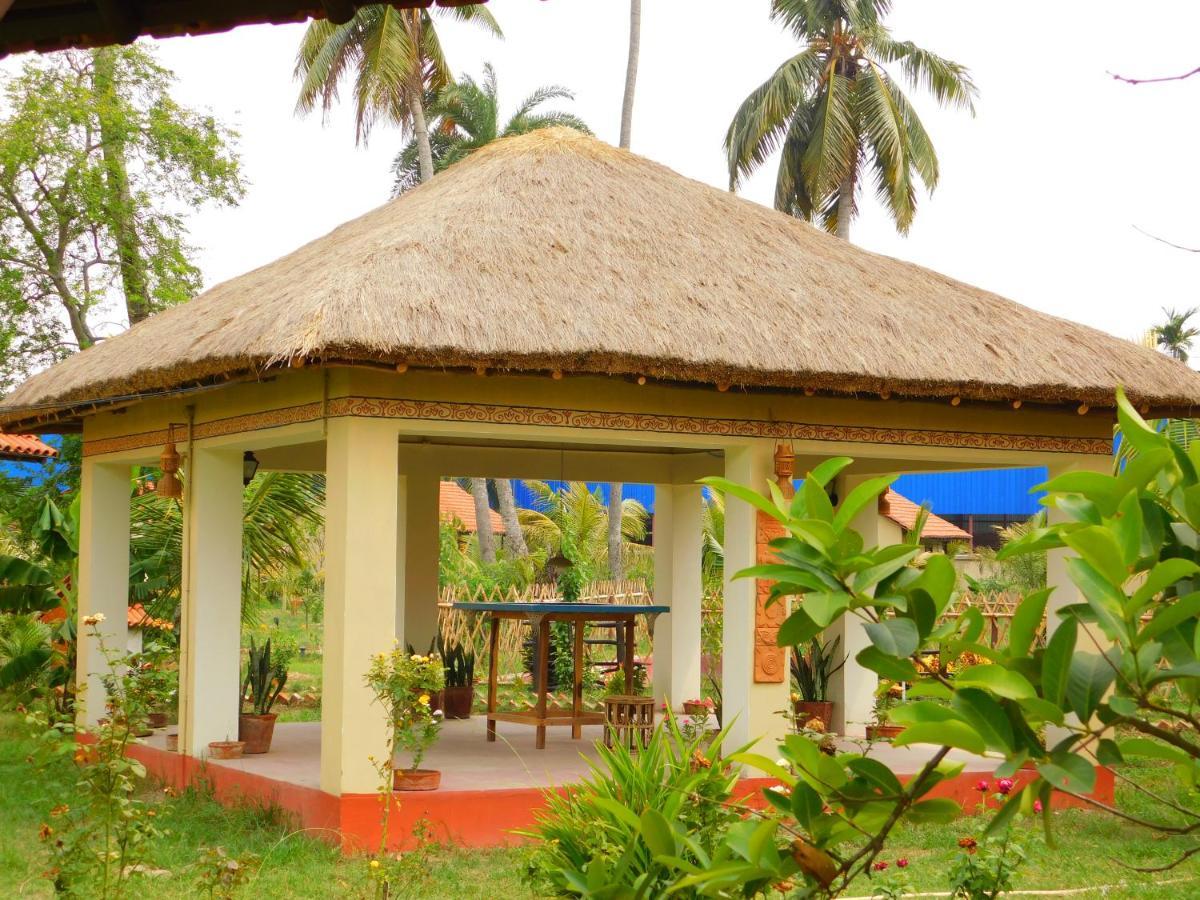 ホテル Gram Bangla Retreat コルカタ エクステリア 写真