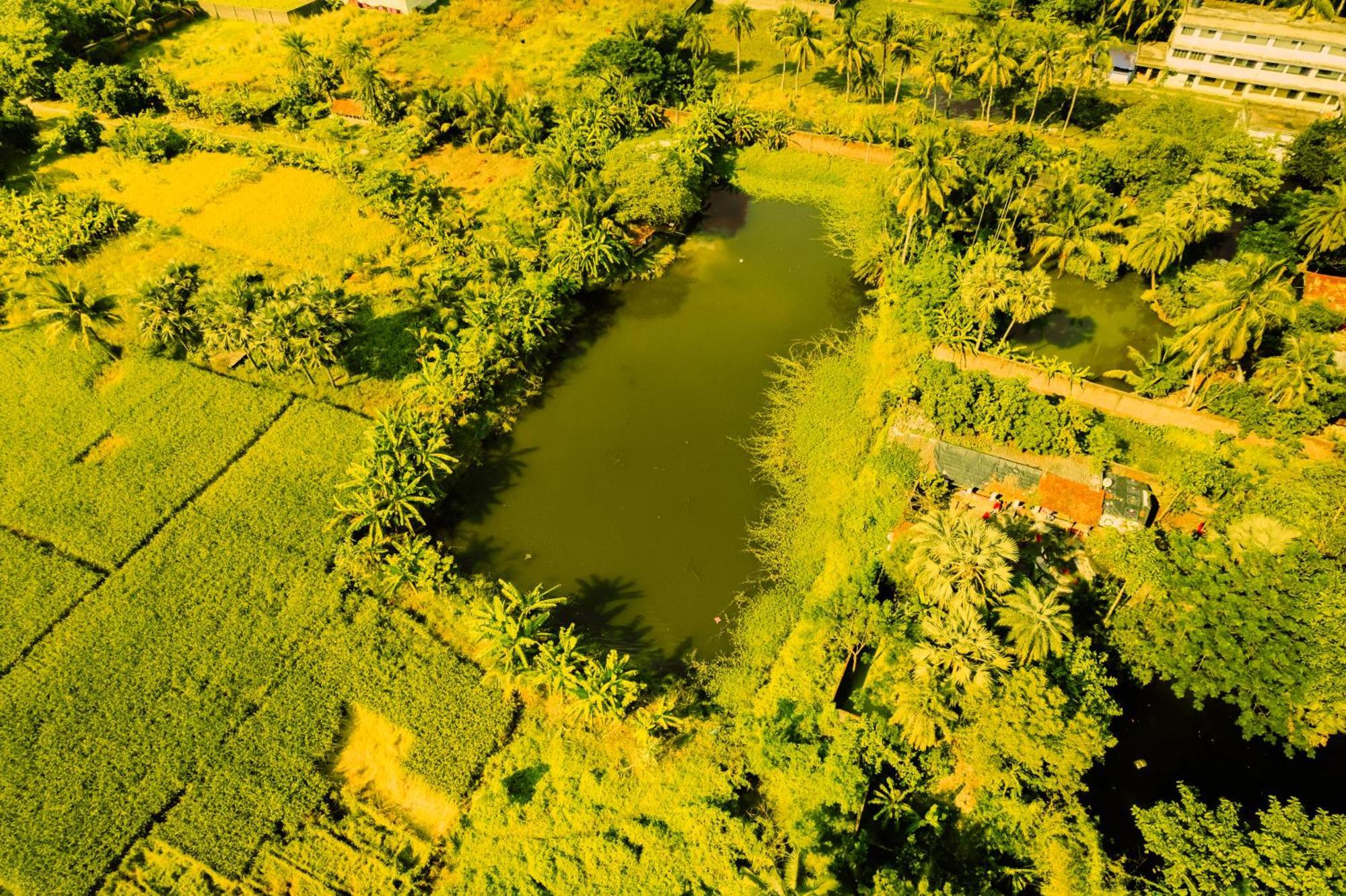 ホテル Gram Bangla Retreat コルカタ エクステリア 写真